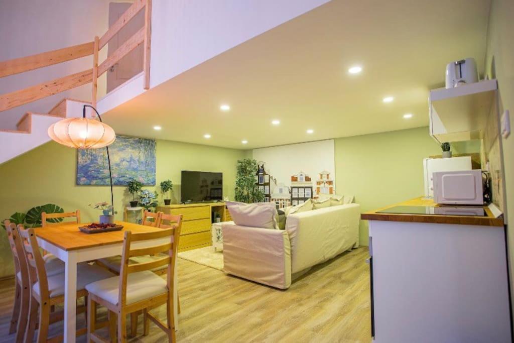 Appartement Cosy 2 Bedroom Flat In Akacfa St., Sol